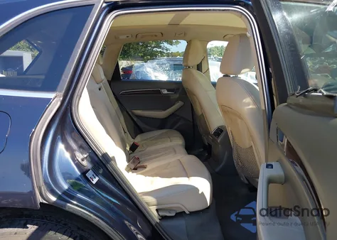 2011 Audi Q5 3.2 Premium Plus z USA, uszkodzony, nr VIN WA1DKAFP2BA099546